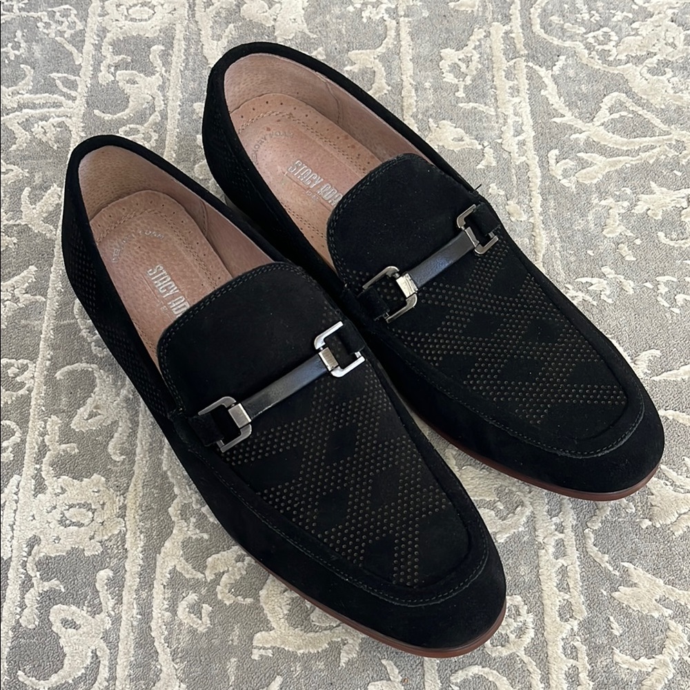 Stacy Adams Black Loafers with Silver Accent